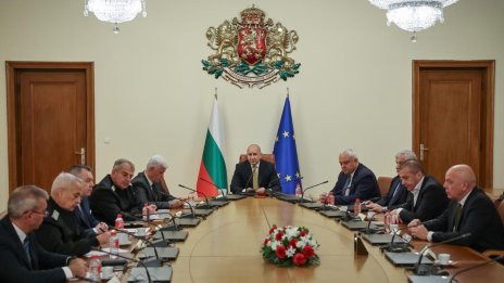 Румен Радев открехна завесата към конкретните мерки в Бюджет 2027