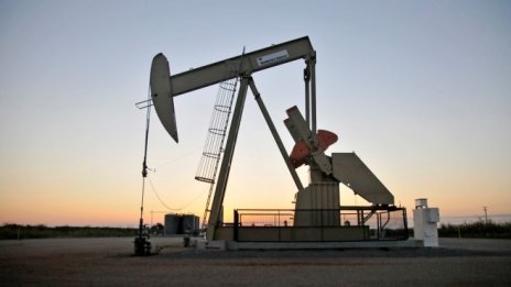 Цените на петрола достигнаха нивата си от 2015 г.