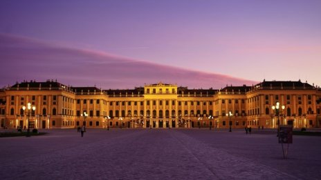 Дворецът Шьонбрун във Виена предлага виртуална разходка с императрица Сиси
