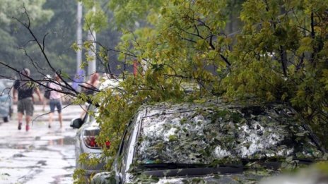 Центровете за регистрация на щети на ЗАД "Армеец" ще работят с удължено работно време