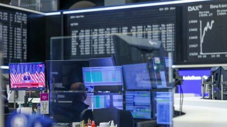 Заплахата от мита на Тръмп засенчва силното четвърто тримесечие на европейския бизнес