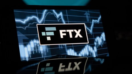 Фалитът на криптоборсата FTX гори всеки ден по 1,5 млн. долара за правни разходи