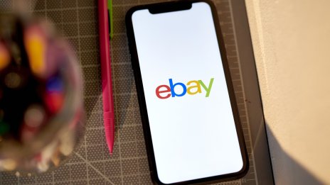 EBay разочарова с новата си прогноза и дава лоши сигнали за потребителските разходи