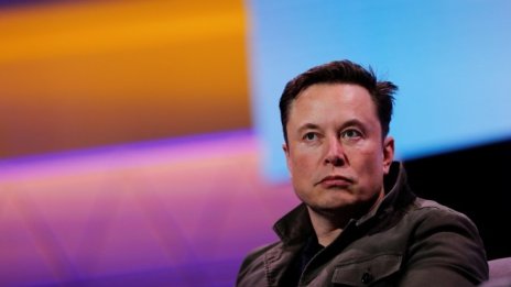 Топ инвеститор в Tesla призова за по-деликатна комуникация от страна на Мъск