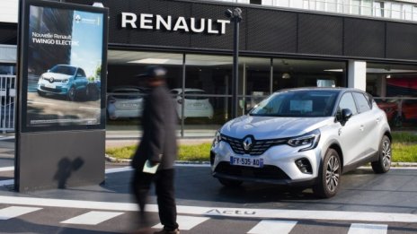 Renault планира да съкрати още 2 хил. работници по пътя си към декарбонизация