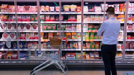 България е лидер в ЕС по годишен ръст на продажбите на дребно през май