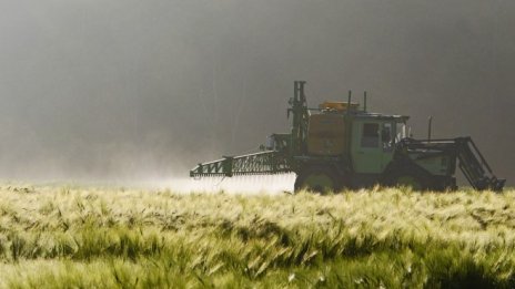 За смяна на предназначението на ниви през 2016 г. са платени 9,9 млн. лева