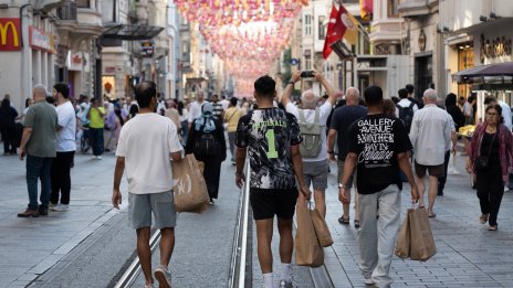 Инфлацията в Турция се е забавила с по-малко от очакваното през август