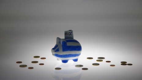 Управлението на гръцките спасителни заеми от ЕС е било само частично успешно