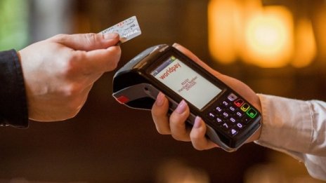 75% от българите използват дебитните си карти за онлайн трансакции