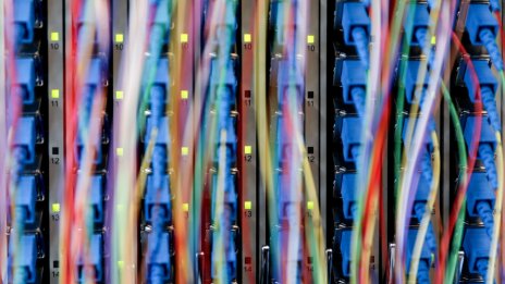 Водещи криптоборси все още разрешават достъп на санкционирани руски банки