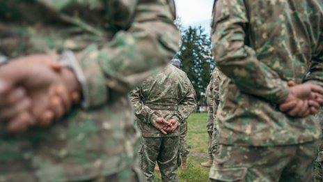 Русия опитва да наеме чуждеци за войната в Украйна, за да избегне мобилизация