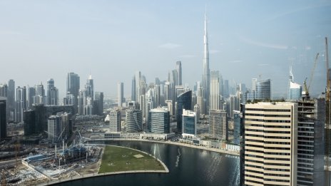 Богати индийци харчат милиони, за да живеят в Бевърли Хилс на Дубай