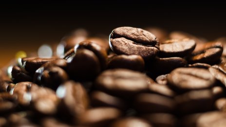 Любителите на кафе се готвят за по-високи цени след спад на резервите във Виетнам