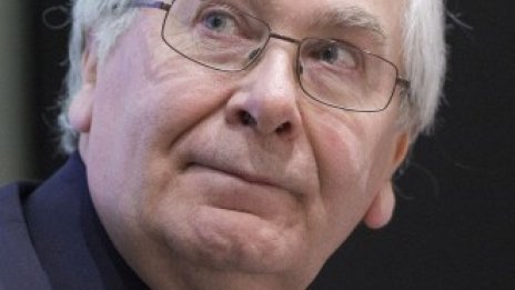 Неочаквано завръщане към растеж за строителството на Острова