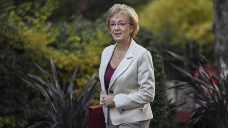 Великобритания към САЩ: Искаме търговска сделка и дигитален данък