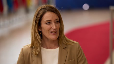 Роберта Мецола е преизбрана за председател на Европейския парламент