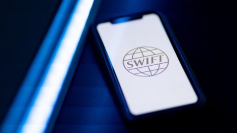 ЕС обмисля да изключи от SWIFT и беларуски банки