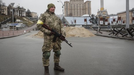 Руските сили настъпват в Южна Украйна след края на преговорите