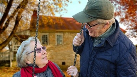 Увеличават се добавките към пенсиите на репресираните лица