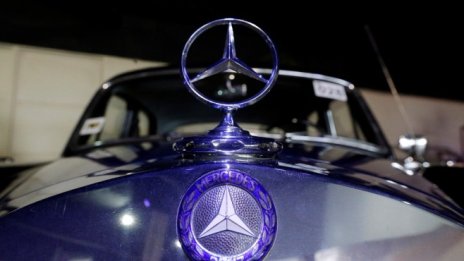 Печалбата на Daimler пострада заради по-слабо представяне на Mercedes-Benz