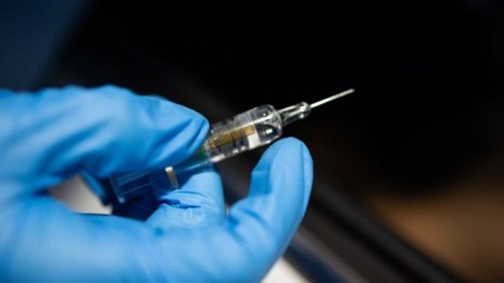 Украйна официално забрани вноса на руски ваксини