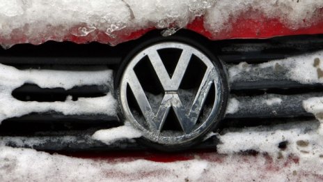 Рецесията в Европа застигна и Volkswagen