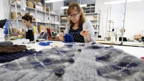 "Катимерини": Гръцките фирми се местят в България, за да крият данъци