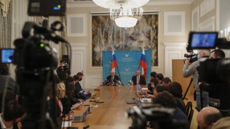 Продължилите 7,5 часа преговори между Русия и САЩ - сложни и задълбочени 