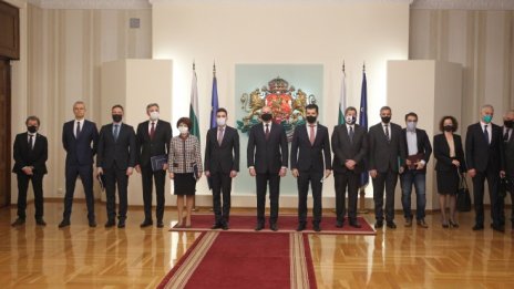 Водещите партии и президентът подкрепиха твърд курс към Северна Македония