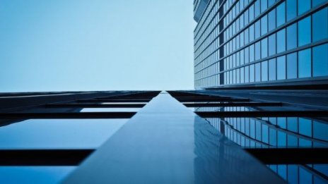 Шестима акционери на „Ексклузив Пропърти“ са приели търговото на „Феникс Капитал Холдинг“