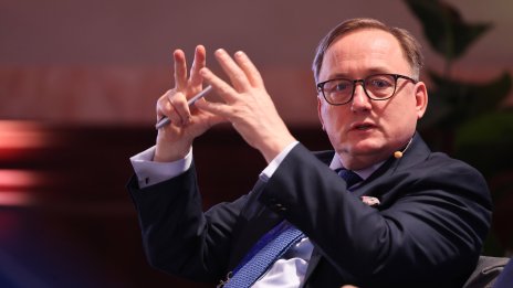 Казакс от ЕЦБ: Ще намалим лихвите, но не твърде бързо