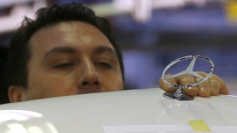 Китайска компания иска парче от Daimler