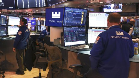 Заплахата от нови AI инструменти изтри 300 млрд. долара от акциите на софтуерния бизнес