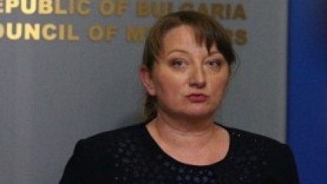 Сачева: Имаме полза да подадем оставка, но работим за обществения интерес