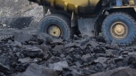 ИПИ: Въглищата - държавен наръчник за влошаване на проблеми