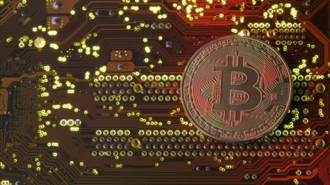 Nasdaq може да пусне фючърси върху биткойна през 2018 г.