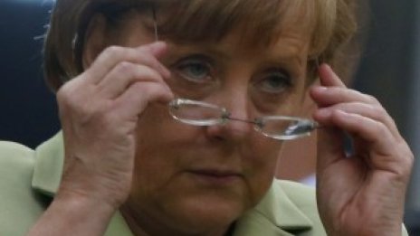 Меркел се съгласи да гарантира облигации на германските провинции