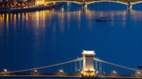 Обхваната от втора вълна на коронавирус, Унгария прави обратното на Европа