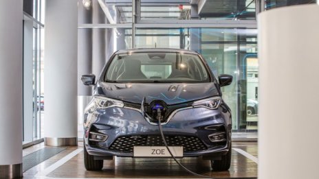 Електрическите модели дават положителен тласък на Renault 