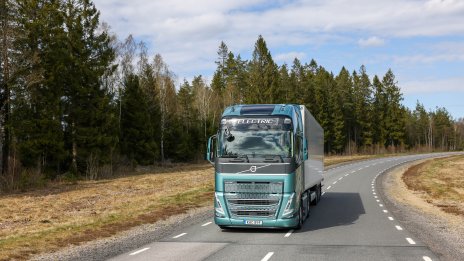 Volvo очаква ръст на поръчките на камиони в Европа след трудна година