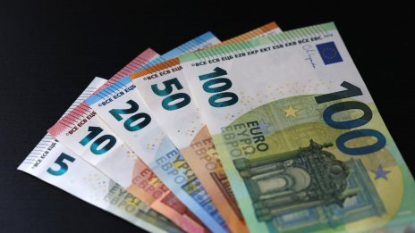 Сделки за 2,6 трлн. долара са сключени в света от началото на годината