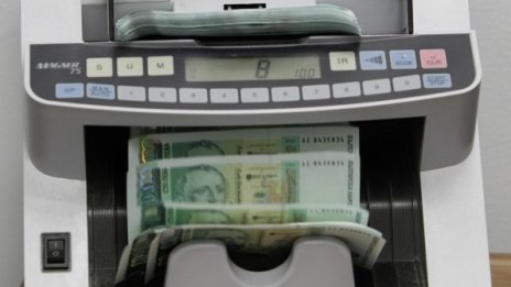 Печалбата на банковата система намалява с над 12% към края на август