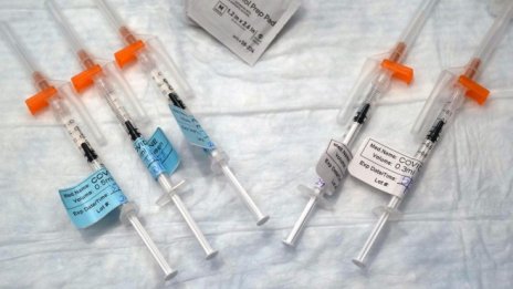 Нидерландия ограничава употребата на Janssen заради странични ефекти