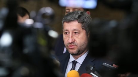 Христо Иванов: Санкциите са присъда за прокуратурата