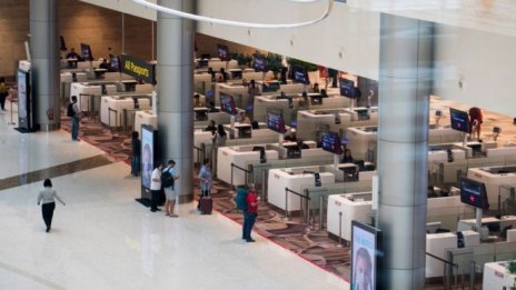 САЩ се отварят за напълно ваксинирани пътници от Европа от ноември