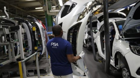 Германски завод на Opel спира работа до края на годината заради кризата с чипове