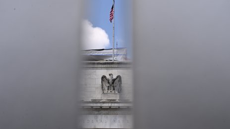 Фед рядко е бил толкова разделен относно дългосрочния си план за лихвените проценти