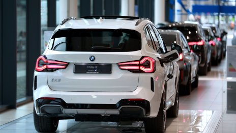 BMW повиши прогнозата за маржа въпреки проблемните доставки и инфлацията