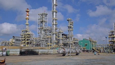 Петролът поскъпва заради надеждата за скорошно намаляване на лихвите в САЩ*